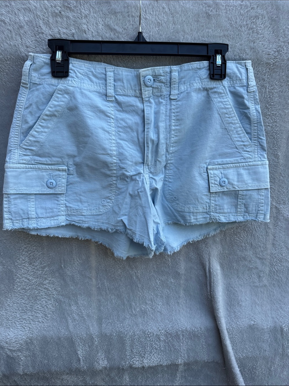 NWT’s American Eagle Outfitters Light Blue Cargo Shorts size 6